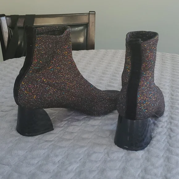 BEAUTIFUL ZARA TRAFALUC SHIMMERY COLORFUL BOOTS